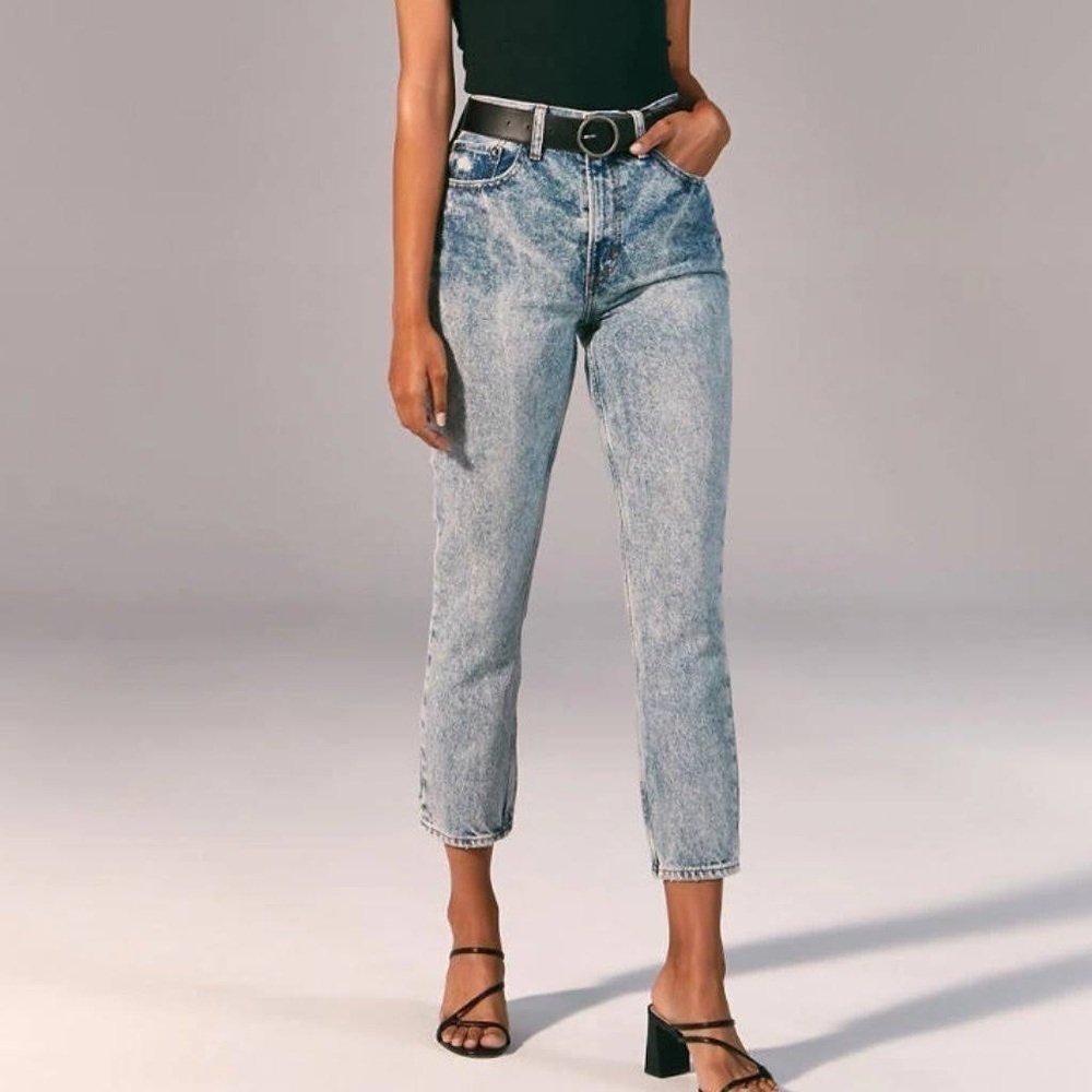 Abercrombie & Fitch Acid Wash High Rise Mom Jean